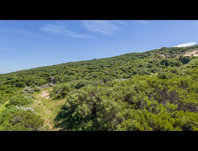 240,000M² VACANT LAND FOR SALE IN SEAVIEW